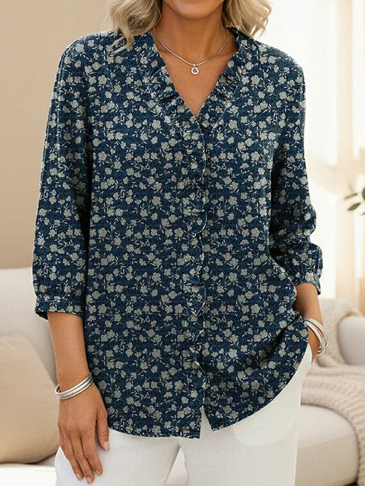 Rhea | Elegant dotted blouse