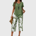 Avy | Casual Two-Piece Set with Leaf Print